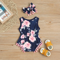 2 peças de macacão de bebê com estampa floral