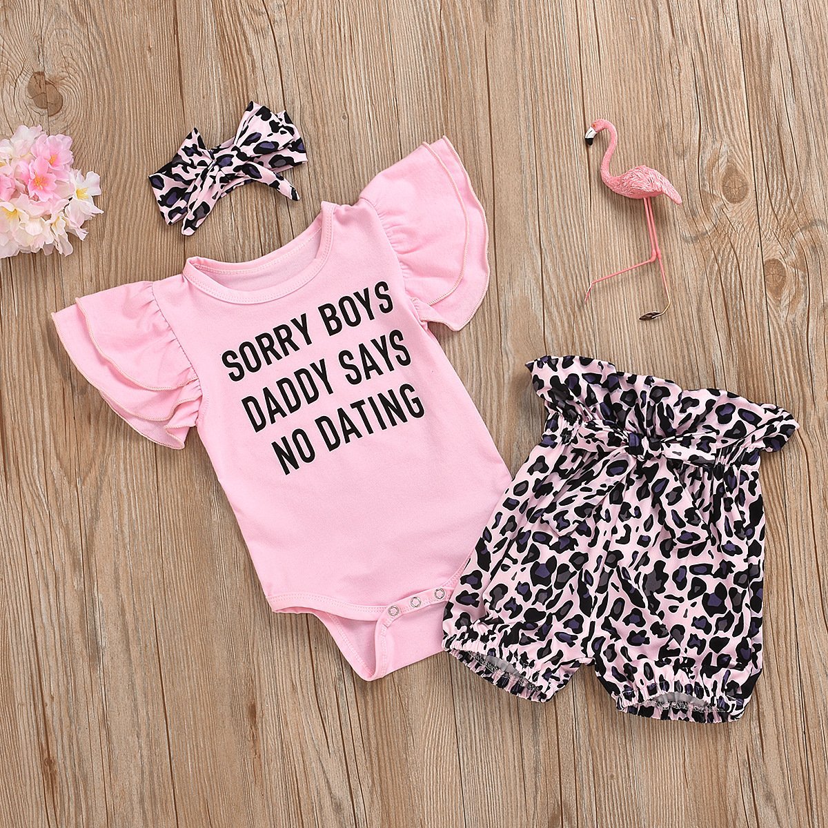 Conjunto de bebê com manga borboleta e leopardo 3 peças 