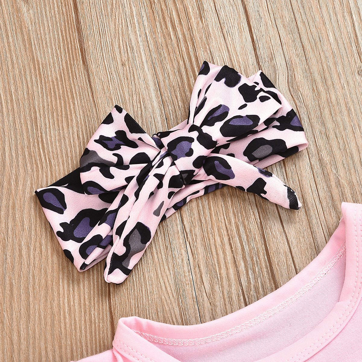 Conjunto de bebê com manga borboleta e leopardo 3 peças 