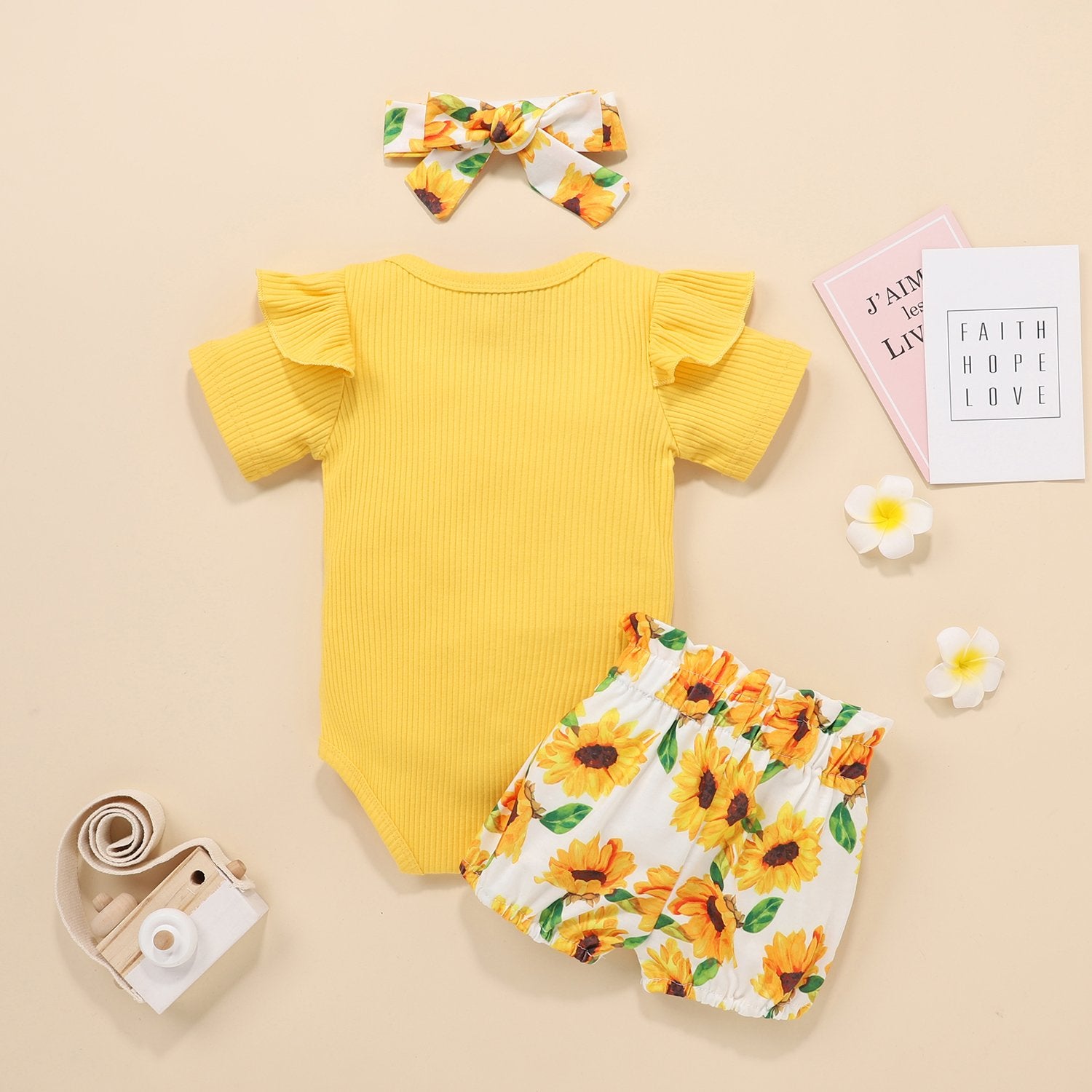 Conjunto de 3 peças de bebê com estampa de girassol lindo
