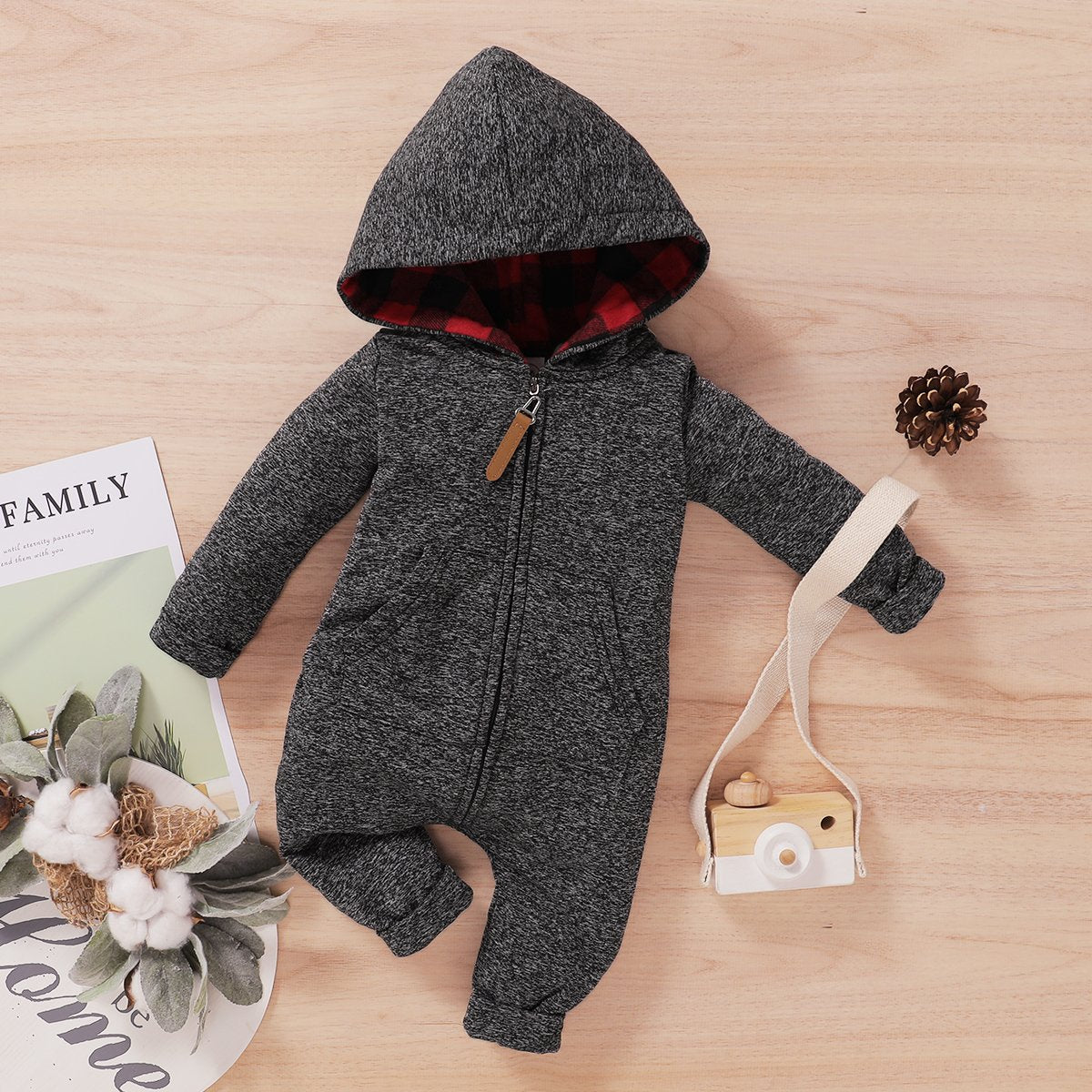 Automne et hiver belle combinaison à capuche pour bébé à manches longues imprimée gris foncé