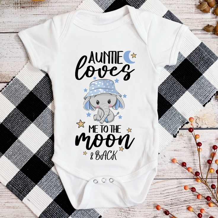 Auntie Loves Me To The Moon Back Letter Printed Baby Romper