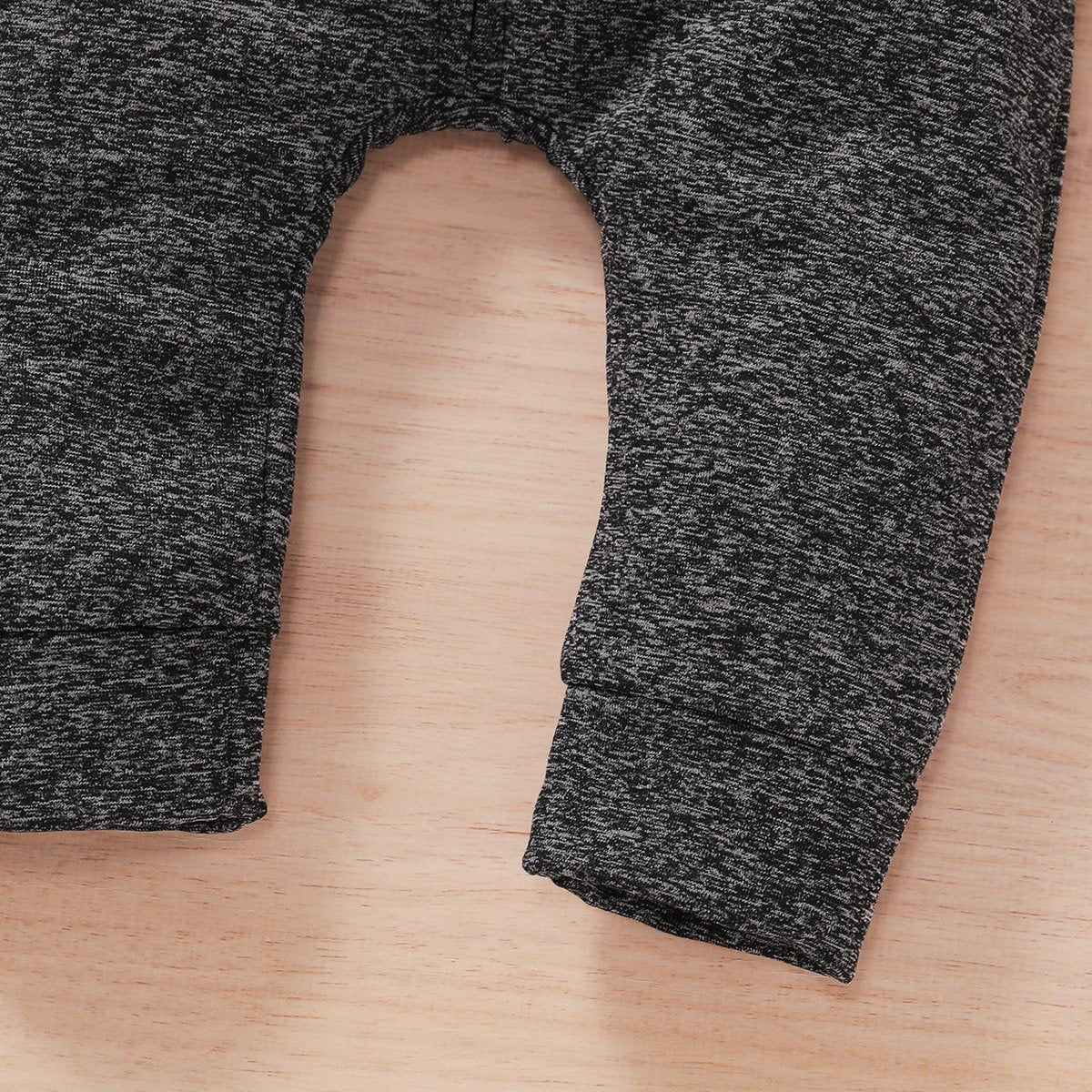 Automne et hiver belle combinaison à capuche pour bébé à manches longues imprimée gris foncé