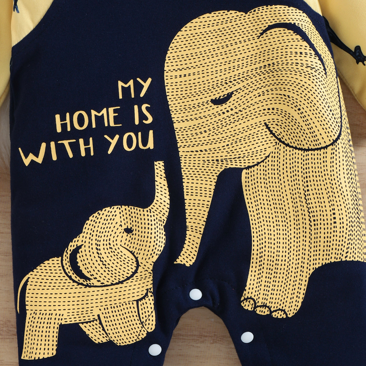Combinaison bébé imprimée éléphant de dessin animé cool