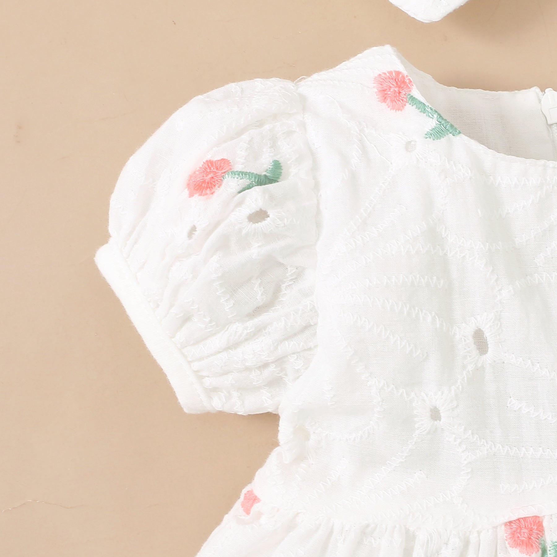 Conjunto de bebê com estampa floral adorável 3 peças