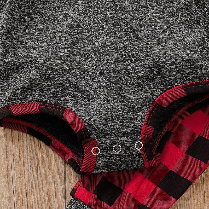 Conjunto de moletom com estampa xadrez para bebê